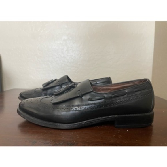 Allen Edmonds Loafers Shoes Arlington 10.5 C Black Longwing  Allen Edmonds Mens Arlington Kiltie Loafer Dress Shoes Black Wingtip Tasseled 8